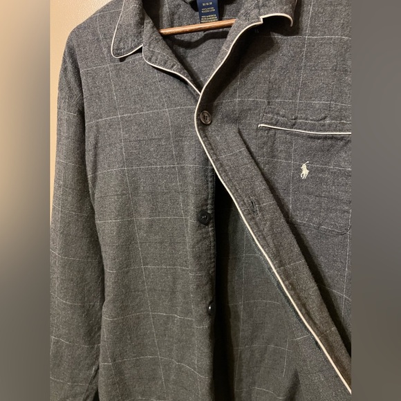 Gray and white striped flannel like pajamas top from POLO Ralph Lauren size m - Picture 9 of 9